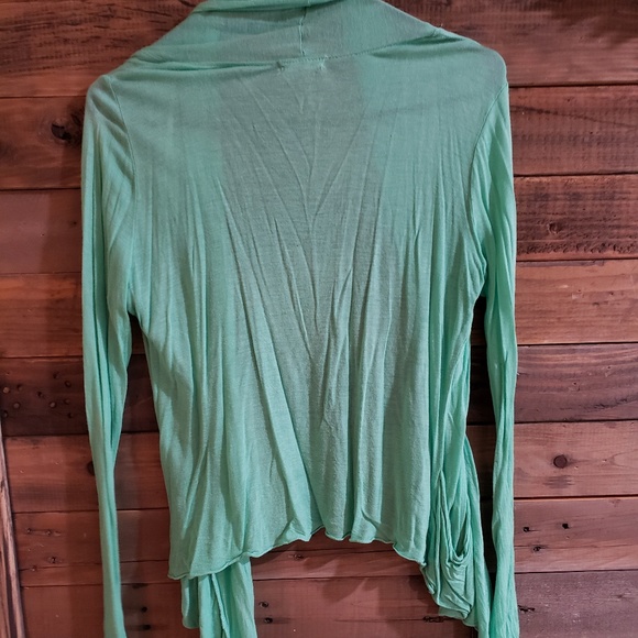 Cardigan - Picture 2 of 4